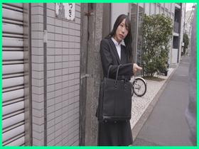 嗅いでみる？無洗ムレムレ女体臭３ サンプル動画サムネイル